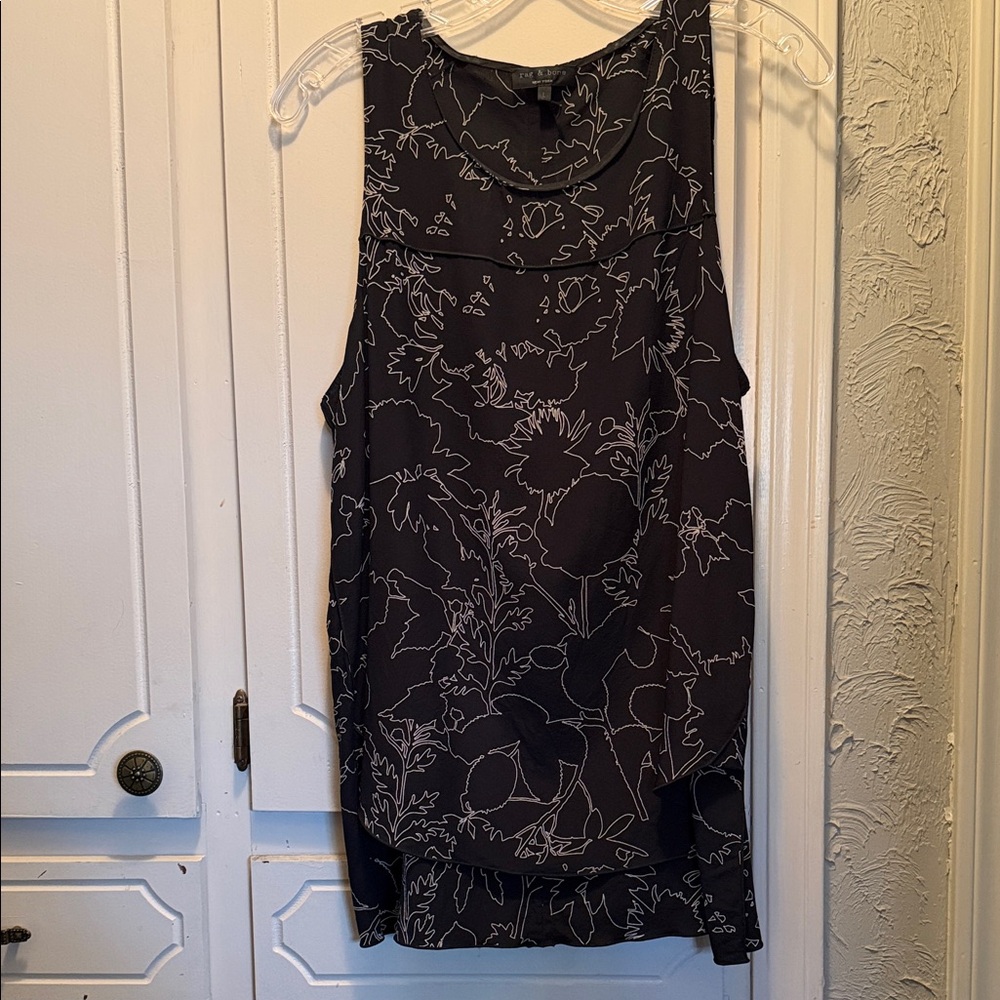 Rag & Bone Silk Black & White Abstract Long Sleeveless Top.  Made in America